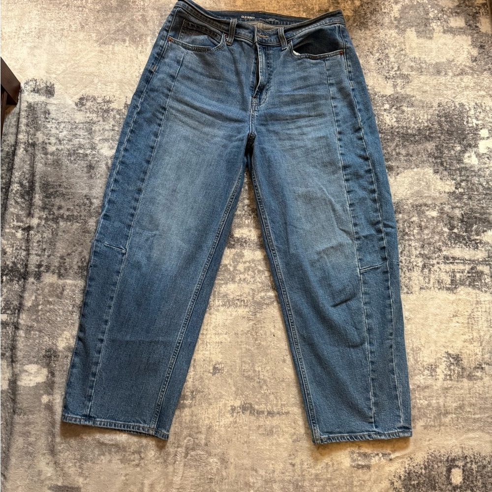 Old Navy Women's Straight Barrel Leg Blue Jeans